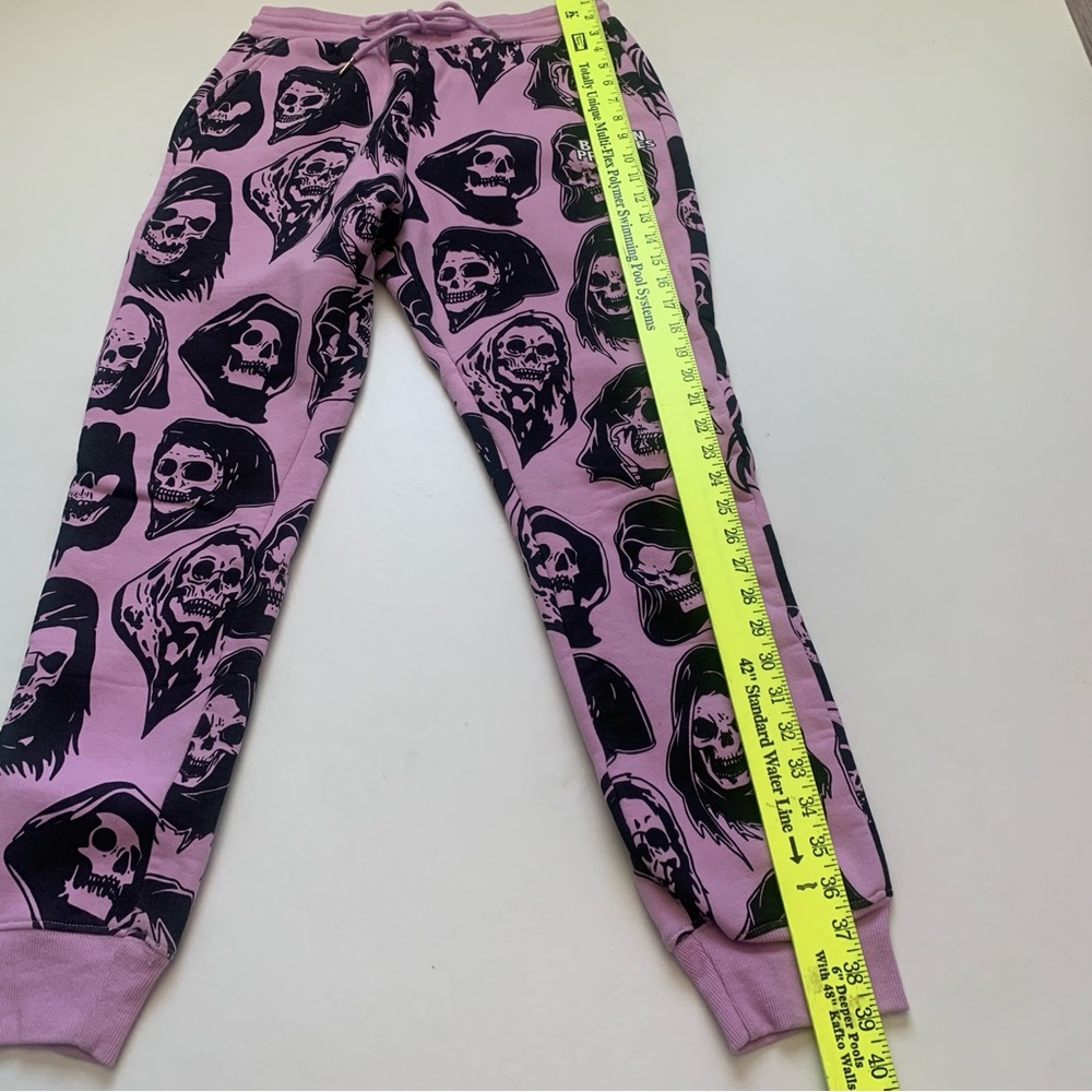 Broken Promises Reaper Guide Pink Joggers - Picture 6 of 10